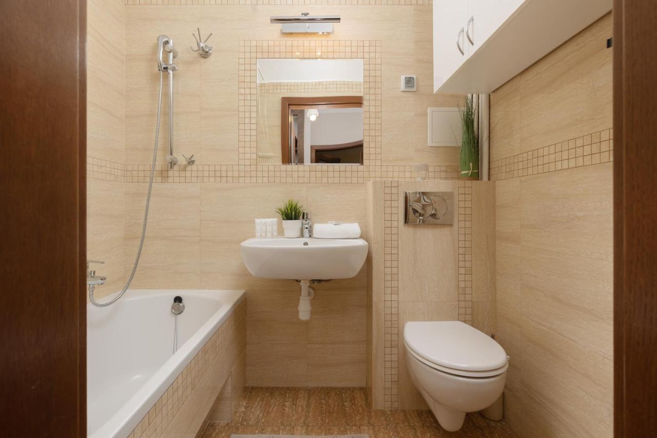 Metro Raclawicka Cozy Studio Apartment By Noclegi Renters Warschau Exterior foto